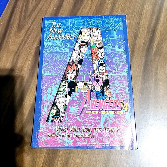 April 1998  Wizard Comic Guide Magazine - Picture 3 of 3